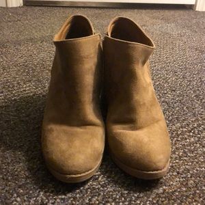 9.5 Booties